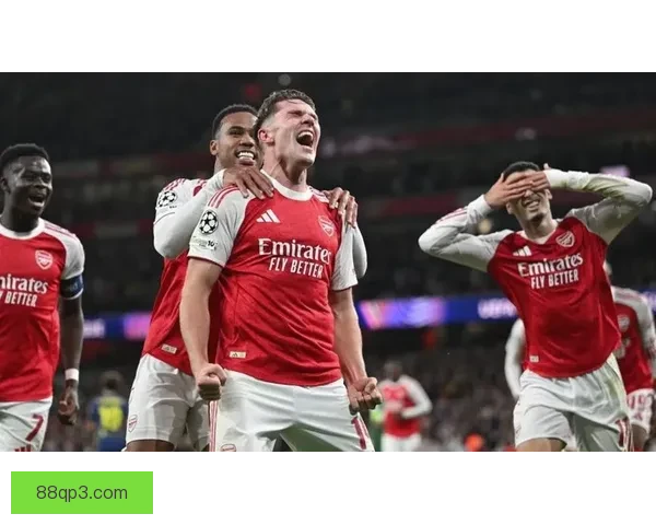 以纷争开始了 英媒曝曼联曼城争抢葡体锋霸哲凯赖什明夏成焦点